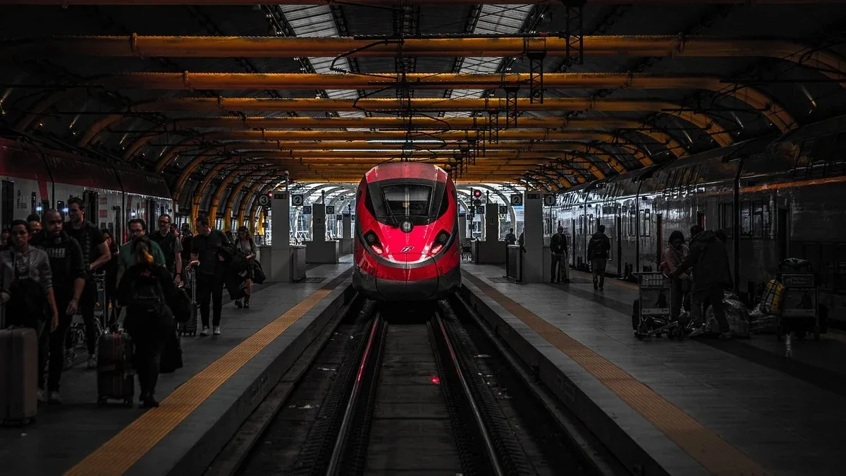 Da una stazione ferroviaria a una fermata metro a Roma: come orientarsi nel cambio